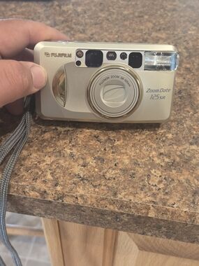 Fujifilm Zoom Date 125SR Compact Point-and-Shoot Camera - Champagne